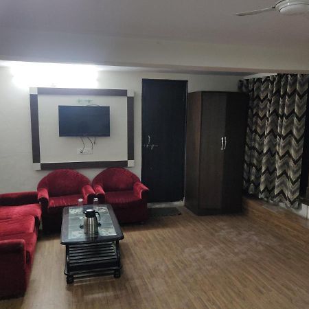 Hotel Vaidehi Удайпур Екстериор снимка
